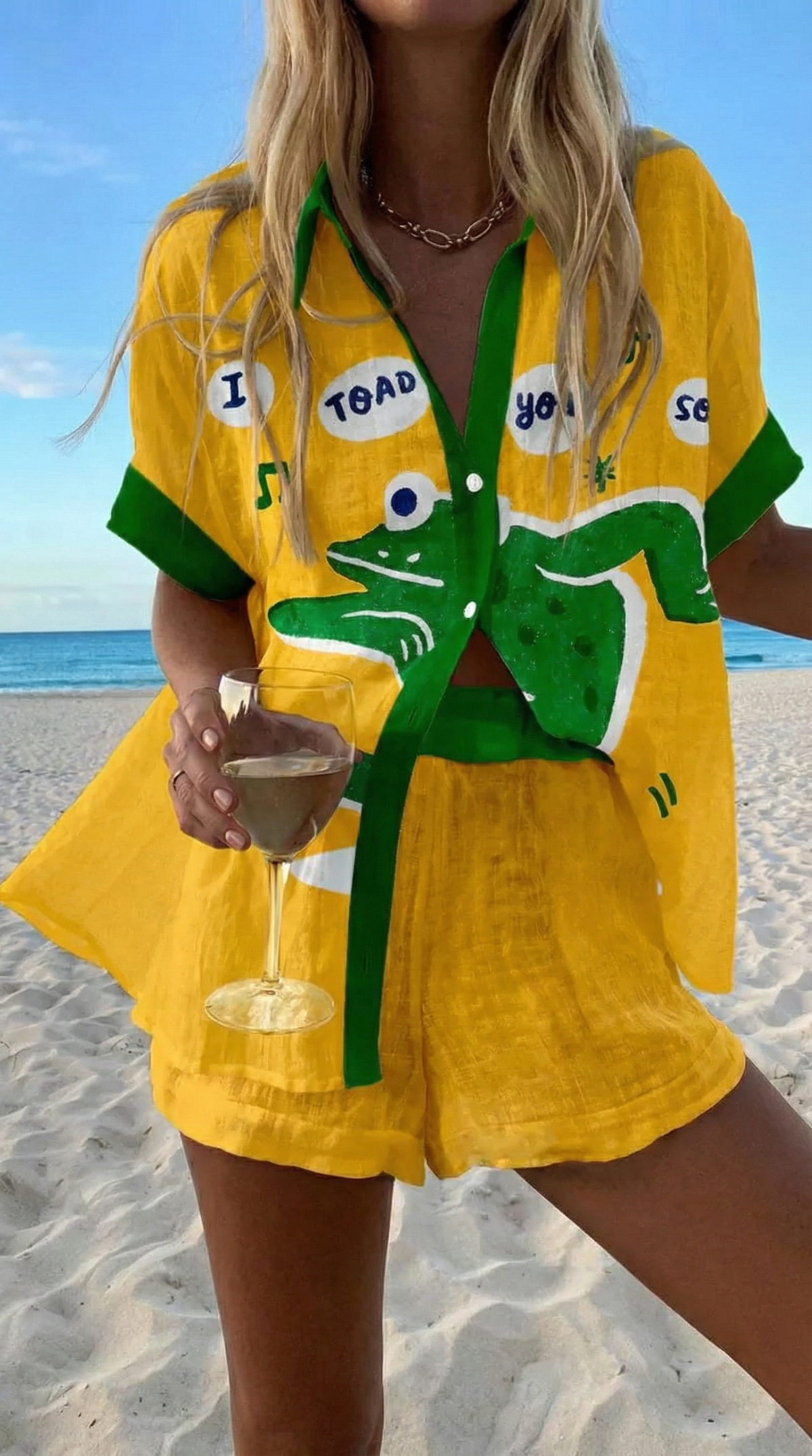 Helena – Lekfullt strandset med shorts