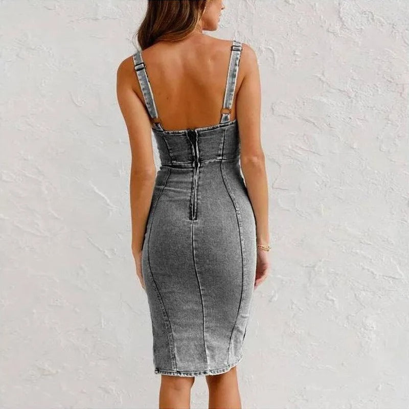 Ulrika – Elegant klänning med denimtryck