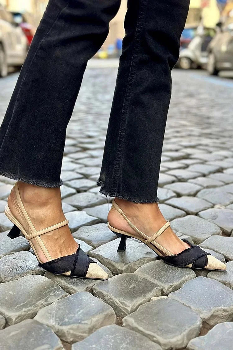 Britt – Spetsig slingback med kontrastdetaljer