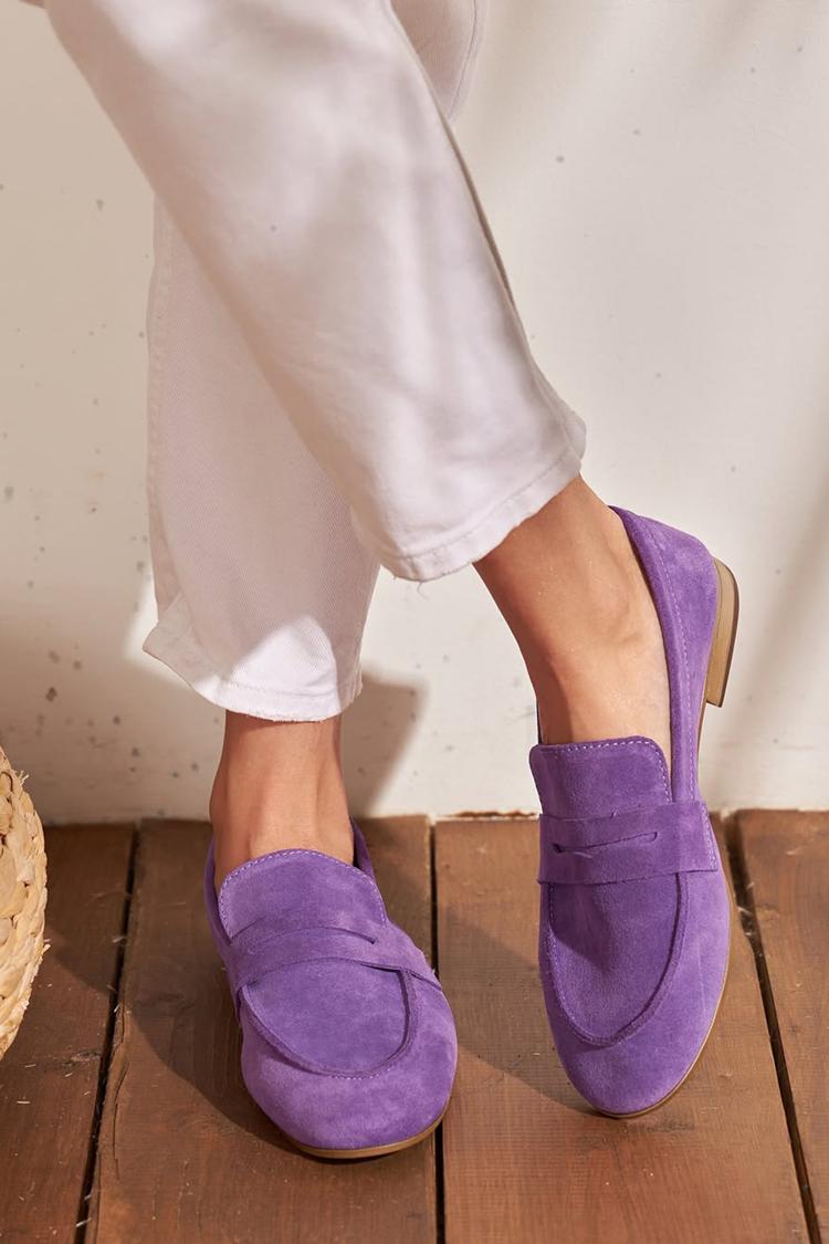 Margareta – Klassiska loafers i mocka