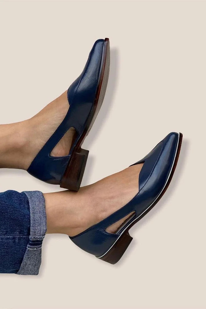 Irma – Loafers med cut-out och blockklack