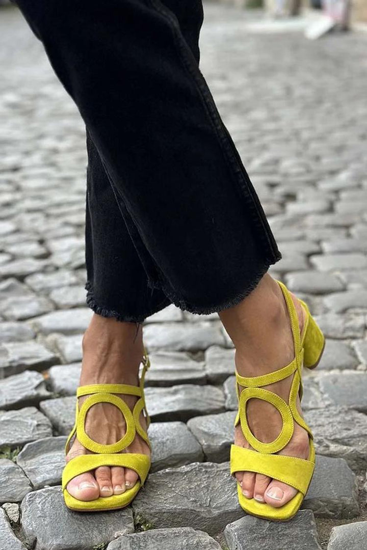 Lovisa – Sandaletter med klack och cut-out