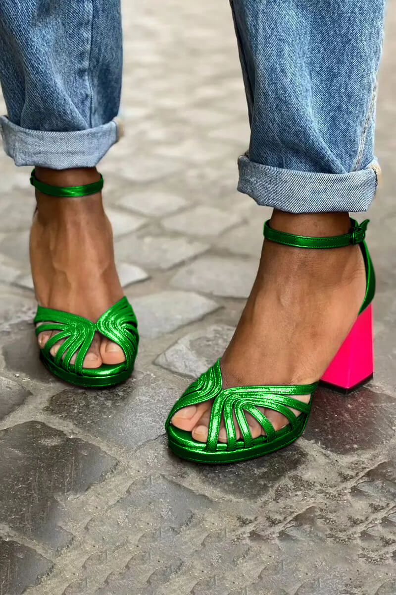 Inga – Klacksandal med peep toe och ankelbandet
