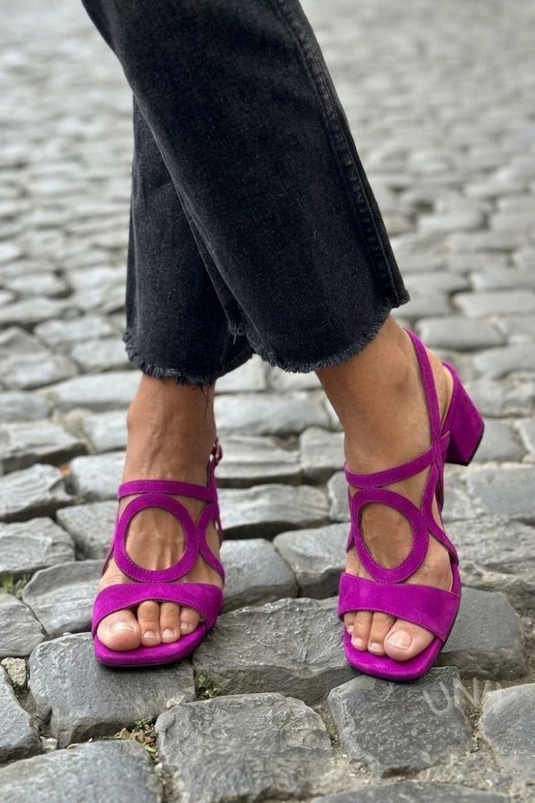 Lovisa – Sandaletter med klack och cut-out