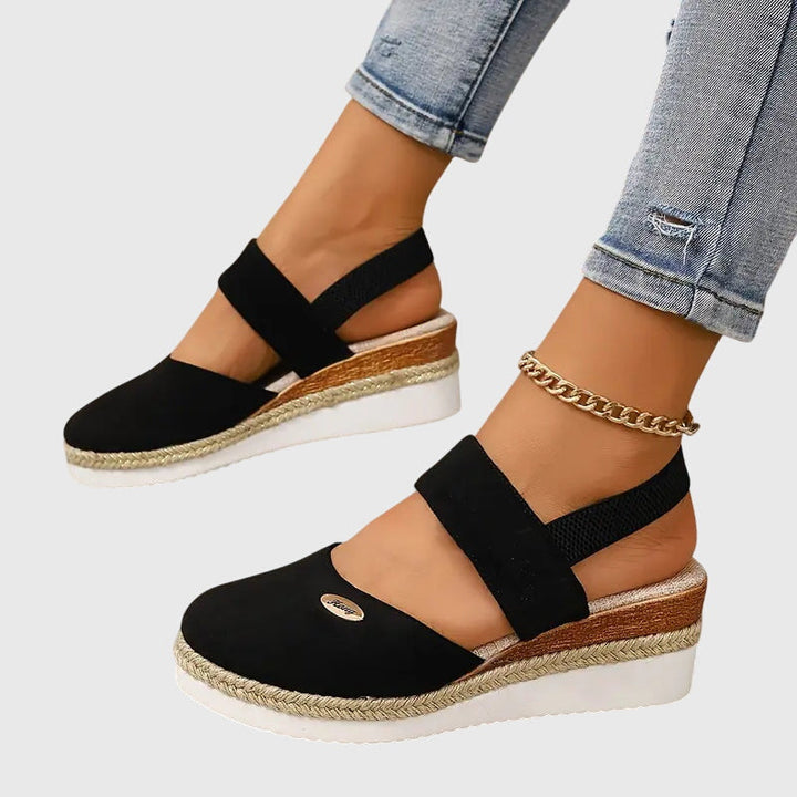 Lovisa – Ortopediska sandaler