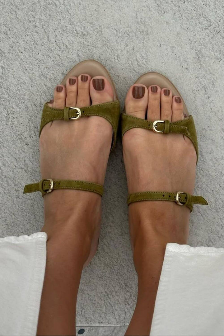 Harriet – Sandaler med spännen och remmar