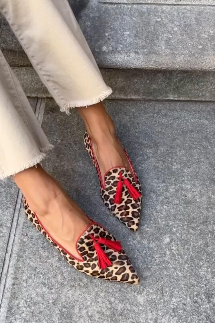 Harriet – Loafer med röda fransar