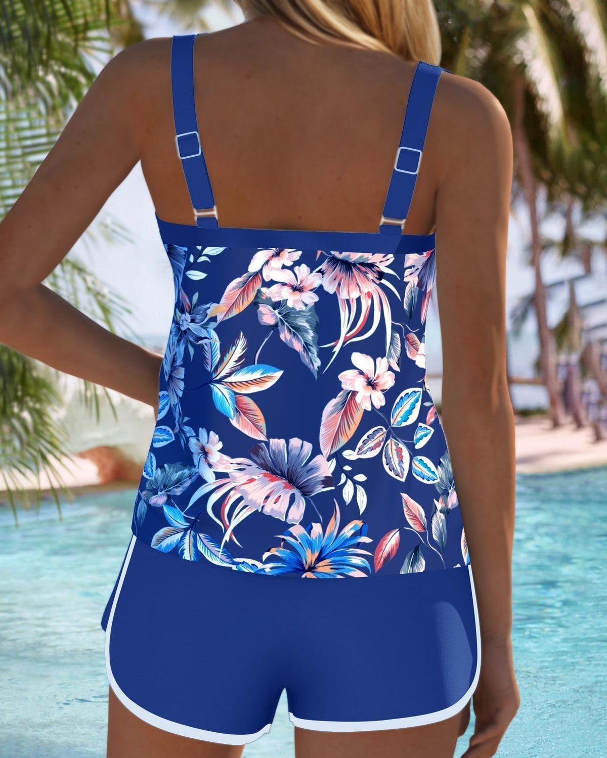 Josefin – Ärmlös tryckt tankini med u-ringning