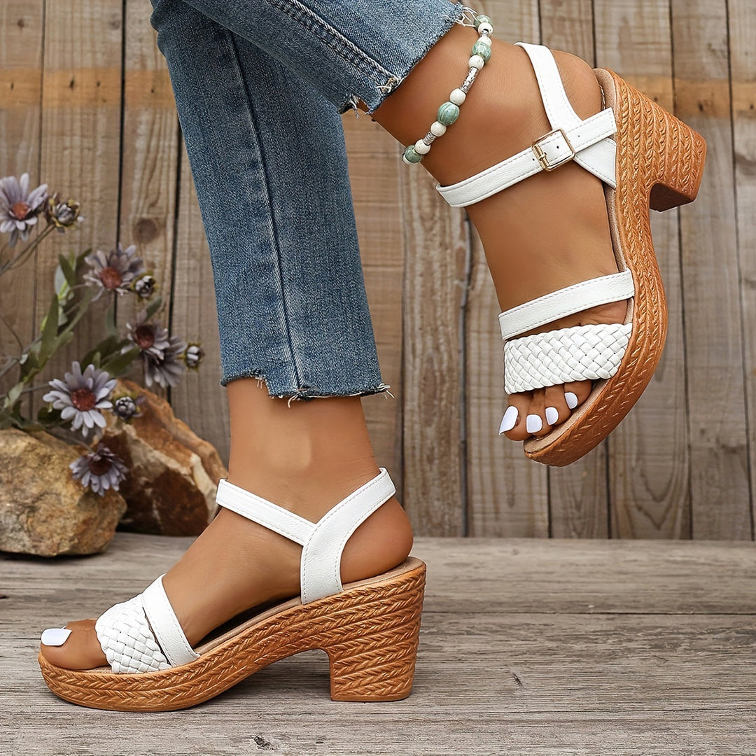 Marianne – Flätade sandaler