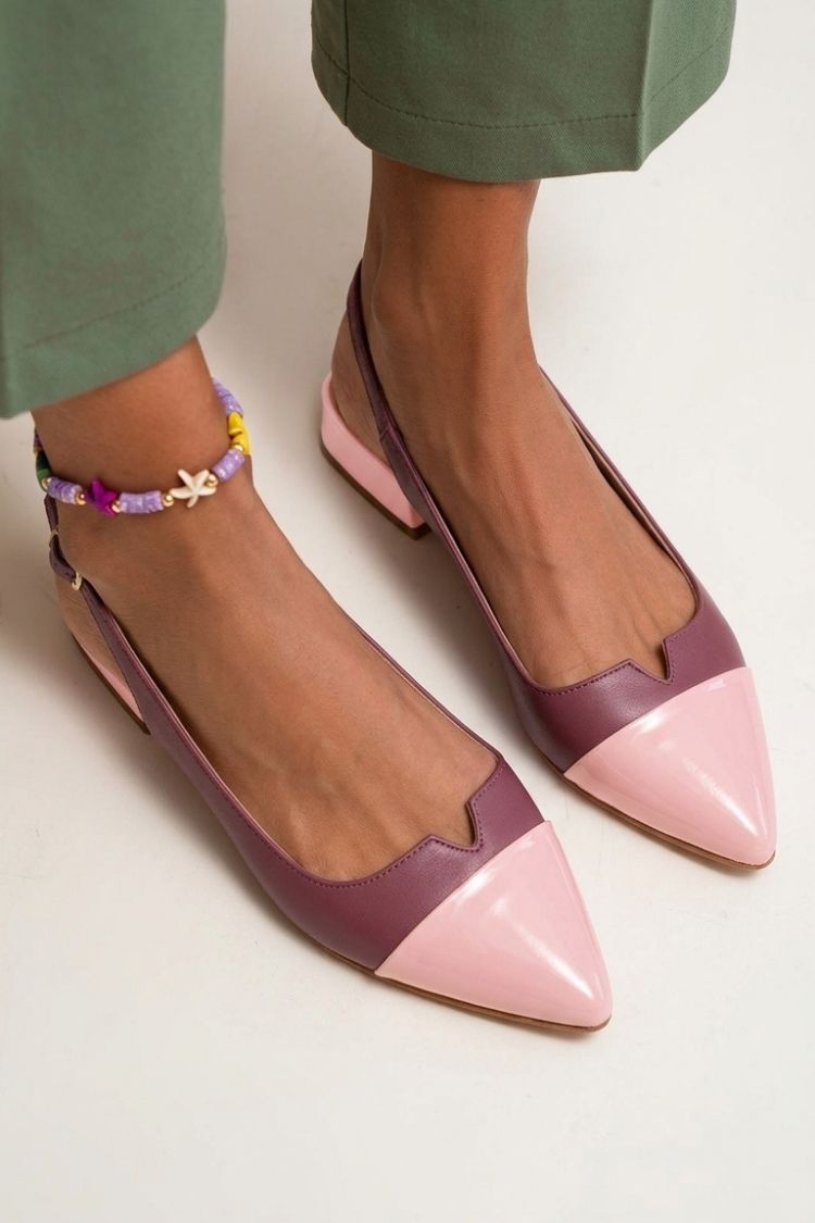 Alva – Spetsig slingback-ballerina med color block
