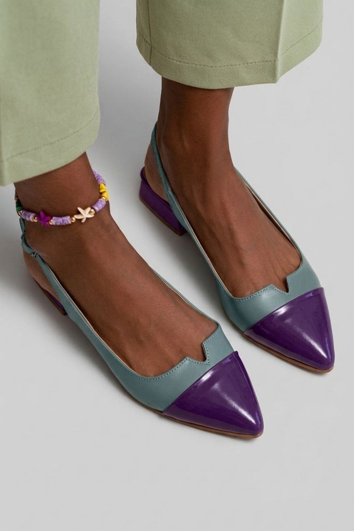 Alva – Spetsig slingback-ballerina med color block