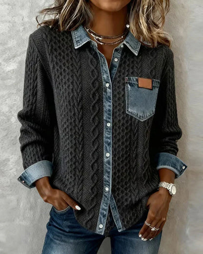 Dagmar – Skjorta med flätad struktur och denimdetaljer