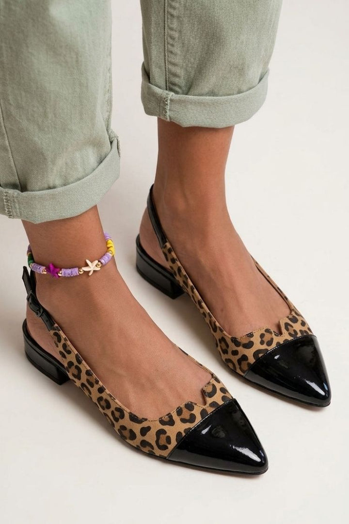 Alva – Spetsig slingback-ballerina med color block