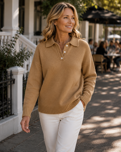 Thea – Stickad tröja med polokrage