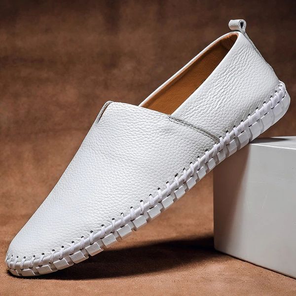Emma – Klassisk loafer i kornigt läder