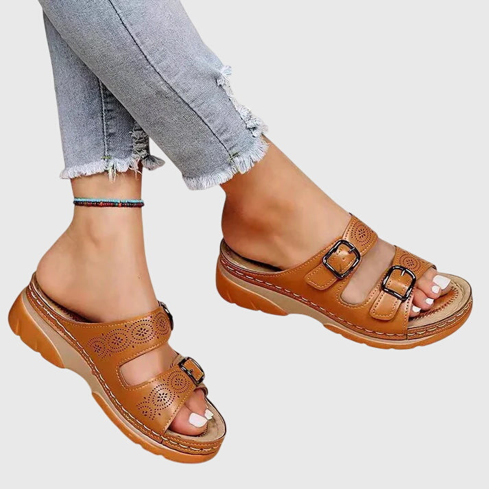 Mikaela – Ortopediska sandaler