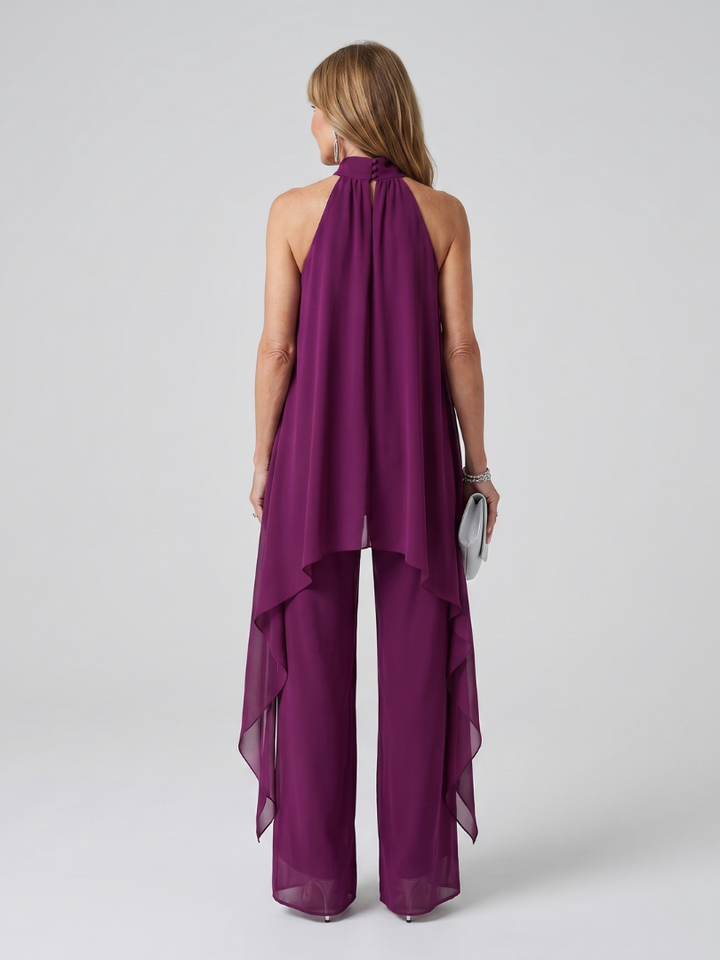 Birgitta – Asymmetriskt halvnackset med vida byxor