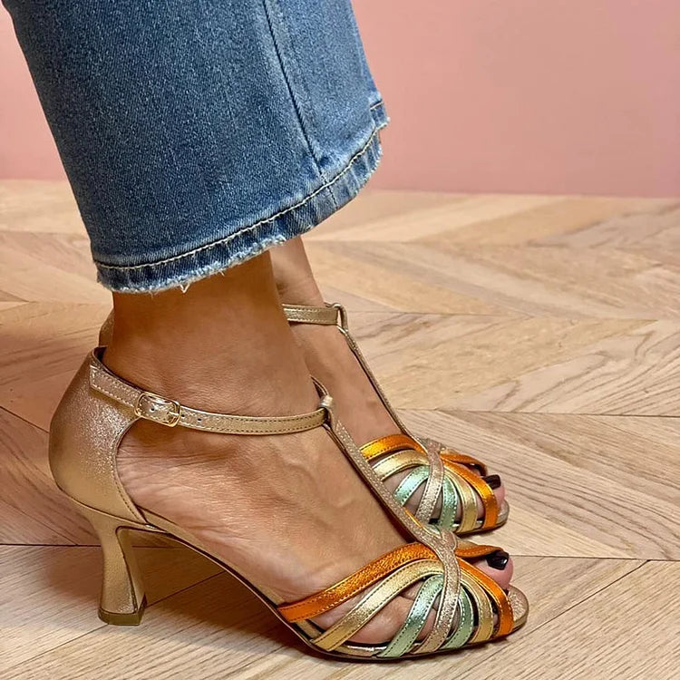 Ulla – Sandal med T-rem och klack