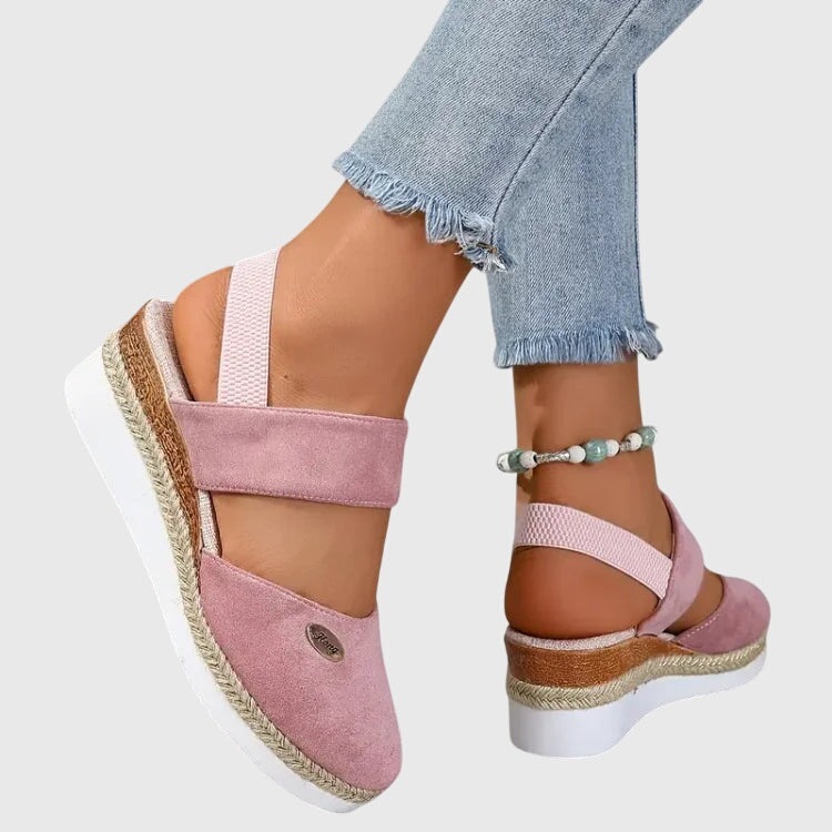 Lovisa – Ortopediska sandaler
