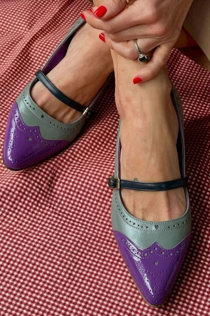 Svea – Spetsig ballerina med brogue-detaljer