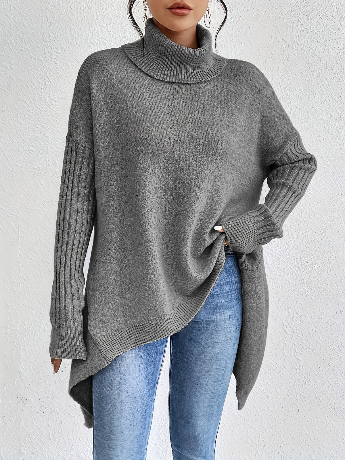 Nina – Oversize polotröja med asymmetrisk kant