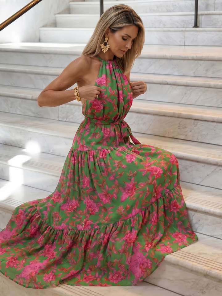 Rebecka – Draperad halter midi-klänning