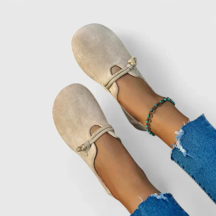 Astrid – Ortopediska slip-ins med anatomisk komfort och tidlös stil
