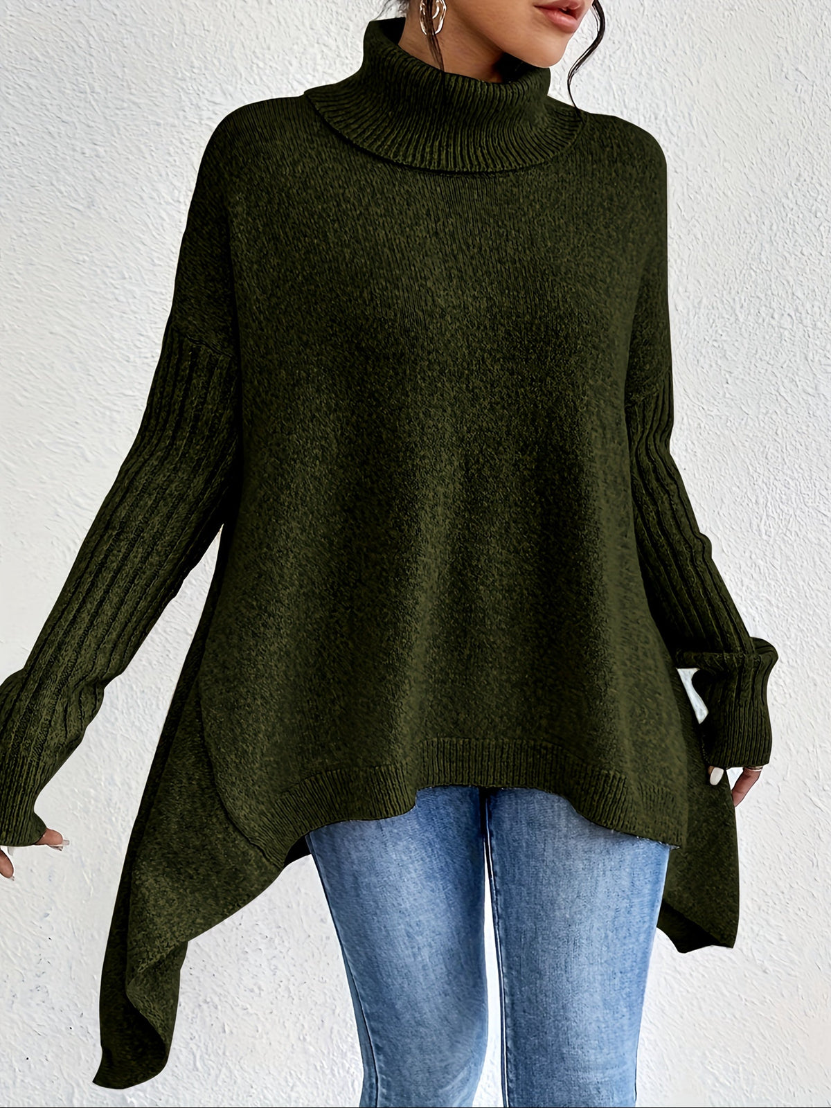 Nina – Oversize polotröja med asymmetrisk kant