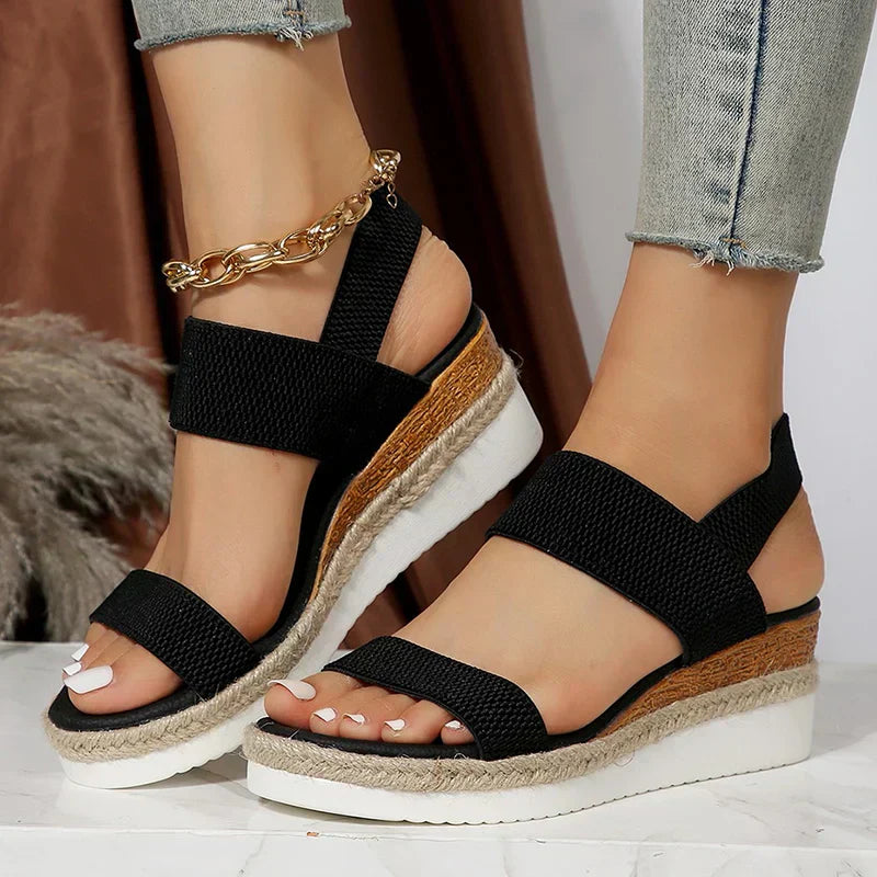 Karolina – Ortopediska sandaler