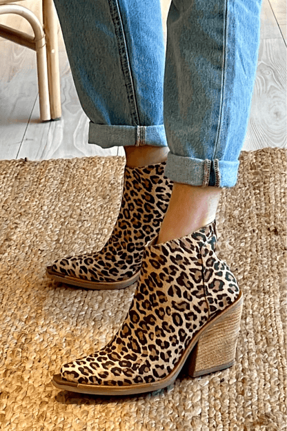 Hedvig – Cowboyboot med spetsig tå