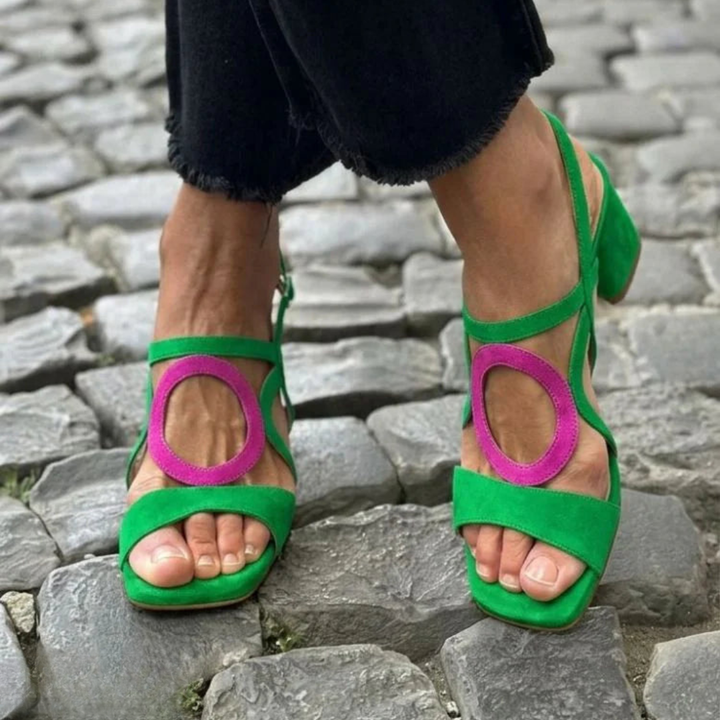 Gladys – Mockainspirade sandaler med blockklack