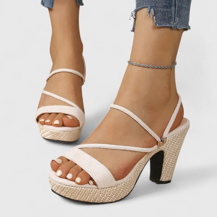 Katarina – Fina klackar