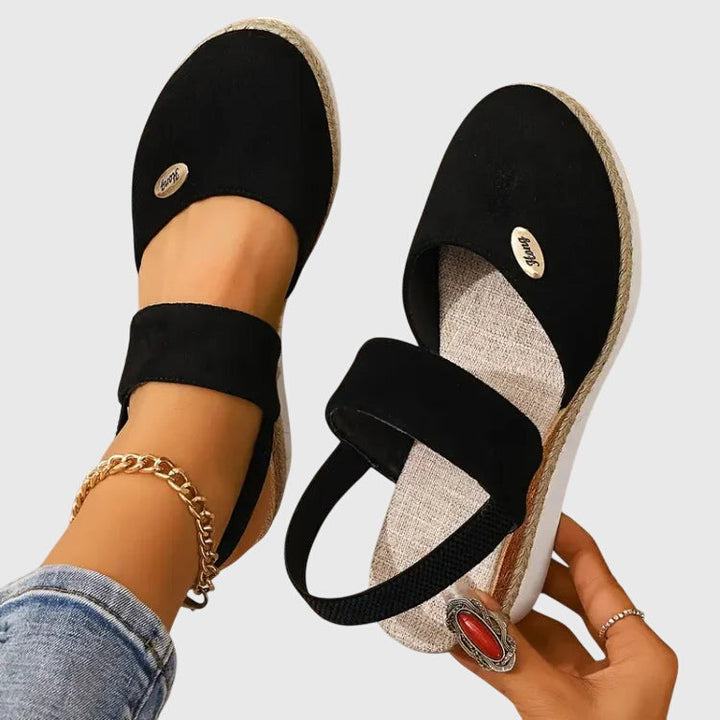 Lovisa – Ortopediska sandaler