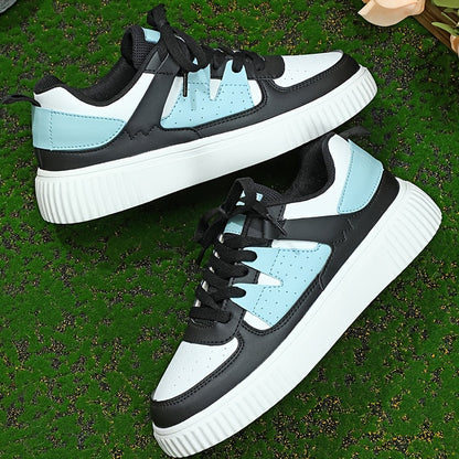 Lotta – Lättviktig sneaker med colorblock-design