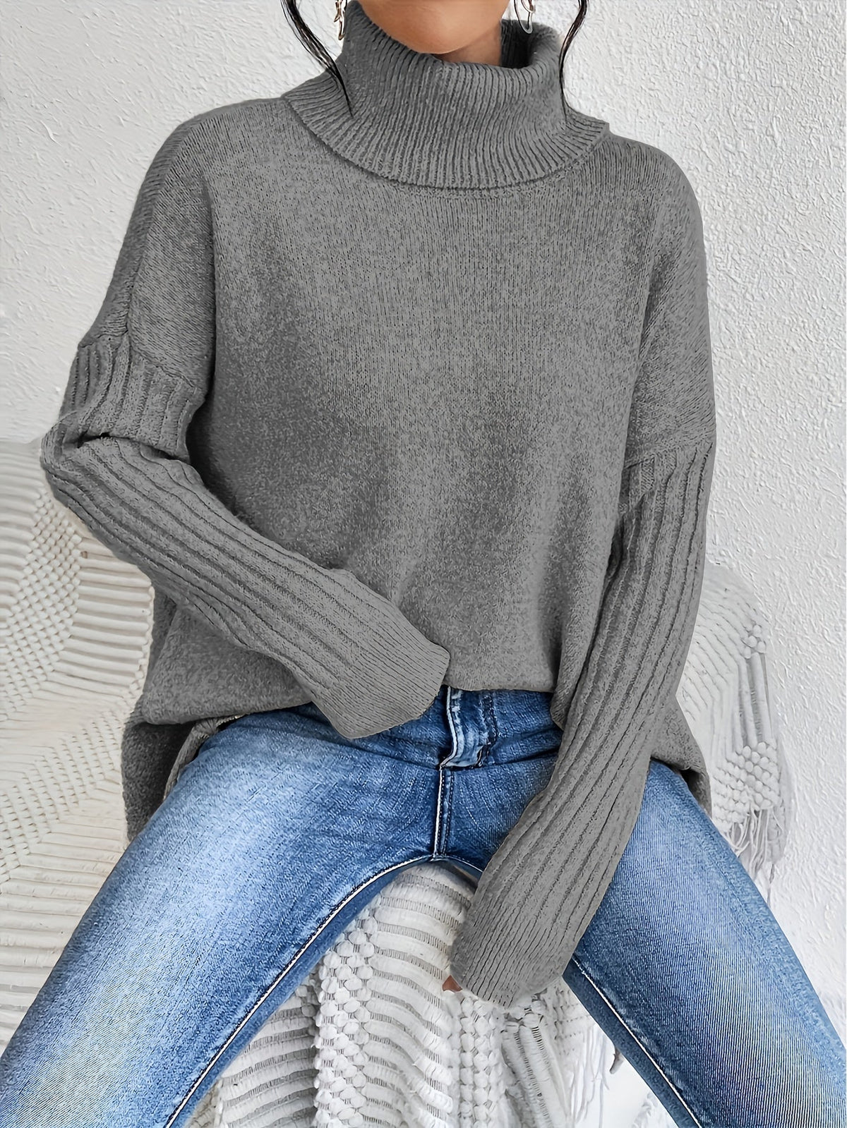 Nina – Oversize polotröja med asymmetrisk kant