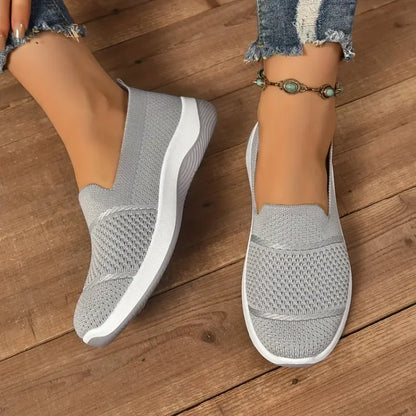 Alma – Lätt slip-on-sneaker med stötdämpning