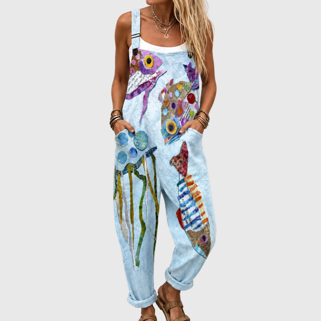 Cecilia – Avslappnad jumpsuit med havsinspirerat mönster