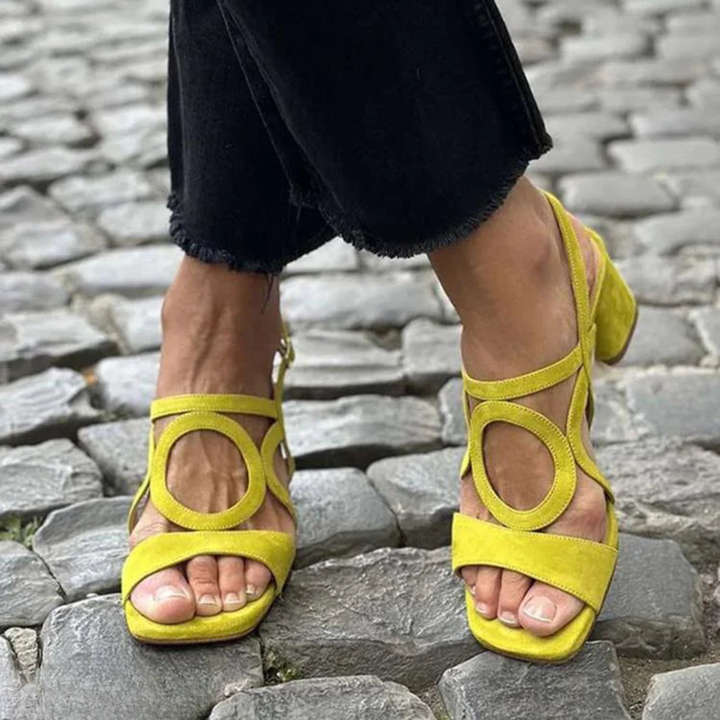 Gladys – Mockainspirade sandaler med blockklack