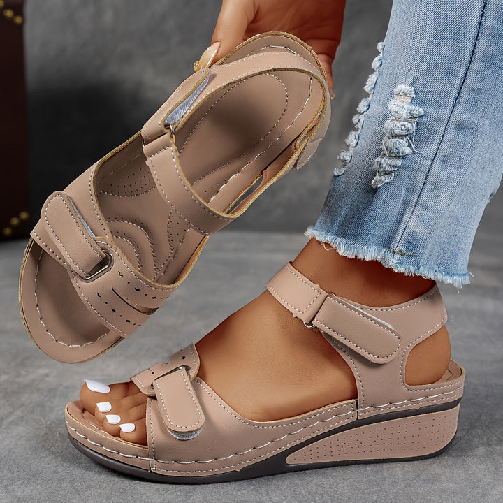 Beata – Ortopediska sandaler