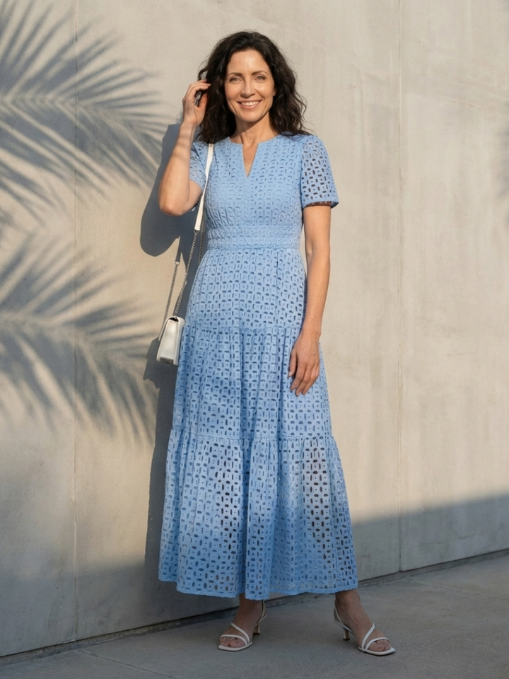 Karin – Broderad maxi med skiktad kjol