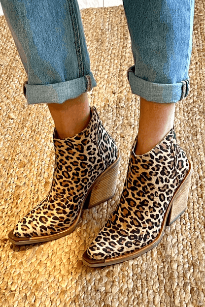 Hedvig – Cowboyboot med spetsig tå