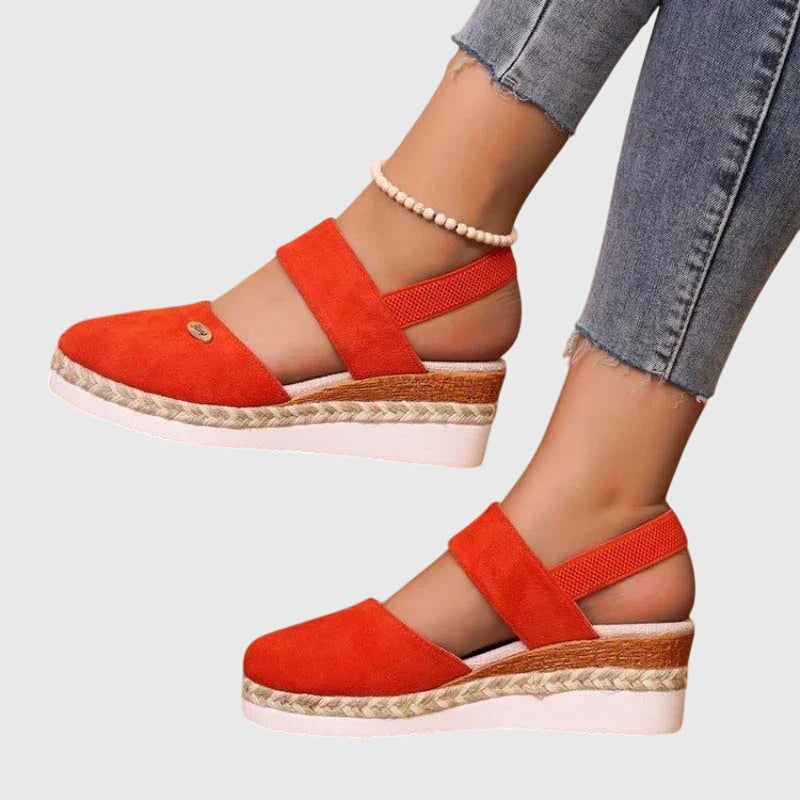 Lovisa – Ortopediska sandaler