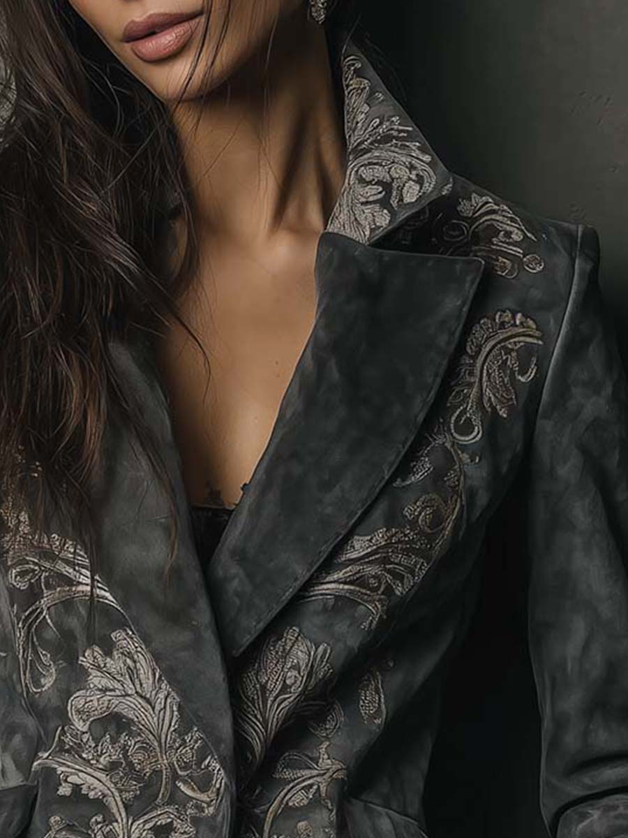 Olivia – Kavaj med inpräglat barockornament