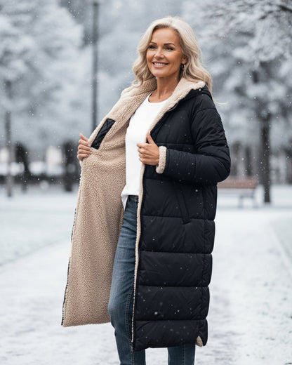 Cajsa – Vadderad vinterkappa med sherpafor