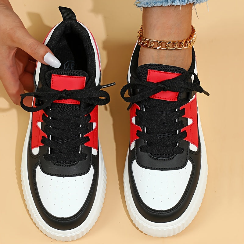 Lotta – Lättviktig sneaker med colorblock-design