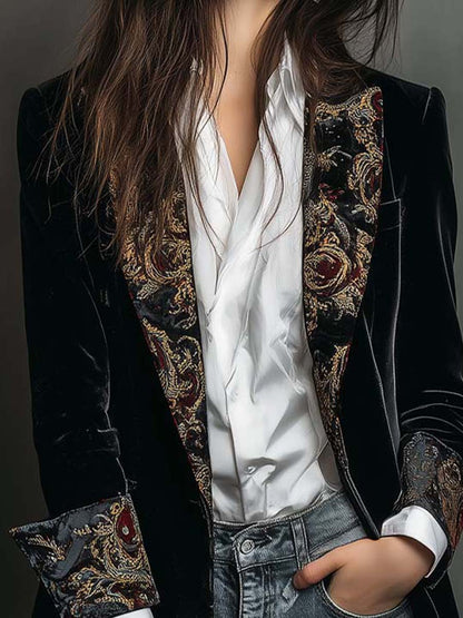 Lilian – Lång sammetsblazer med barockbroderade detaljer