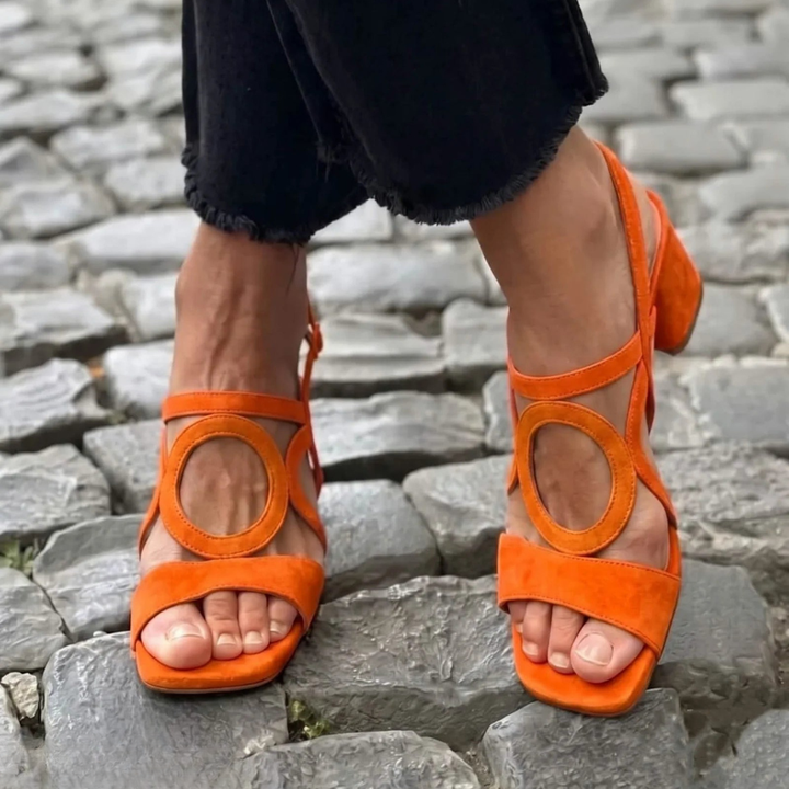 Gladys – Mockainspirade sandaler med blockklack