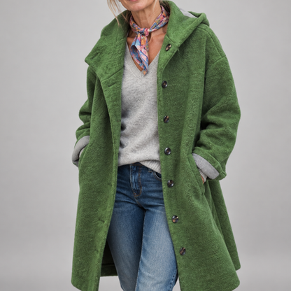 Stella – Luvkappa med knappar och fickor
