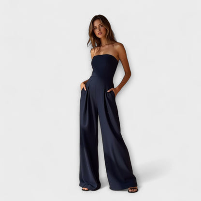 Gun – Axelbandsfri jumpsuit med vida ben