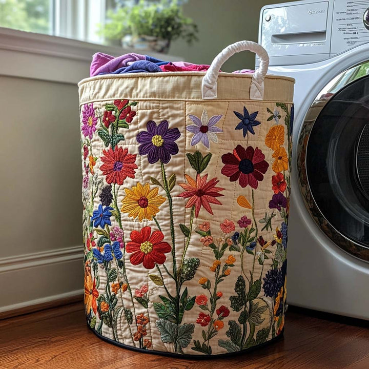 Geraldine – Quiltad tvättkorg med blomsterbroderi